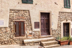 Cosy town Appartment Sassetta